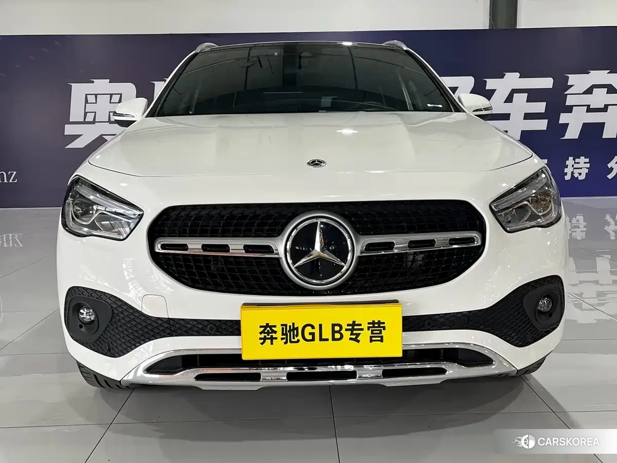 Mercedes-Benz GLA 2022 Белый из Китая