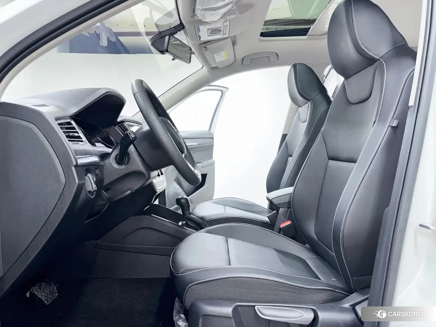 Skoda Kamiq 2024 Белый из Китая