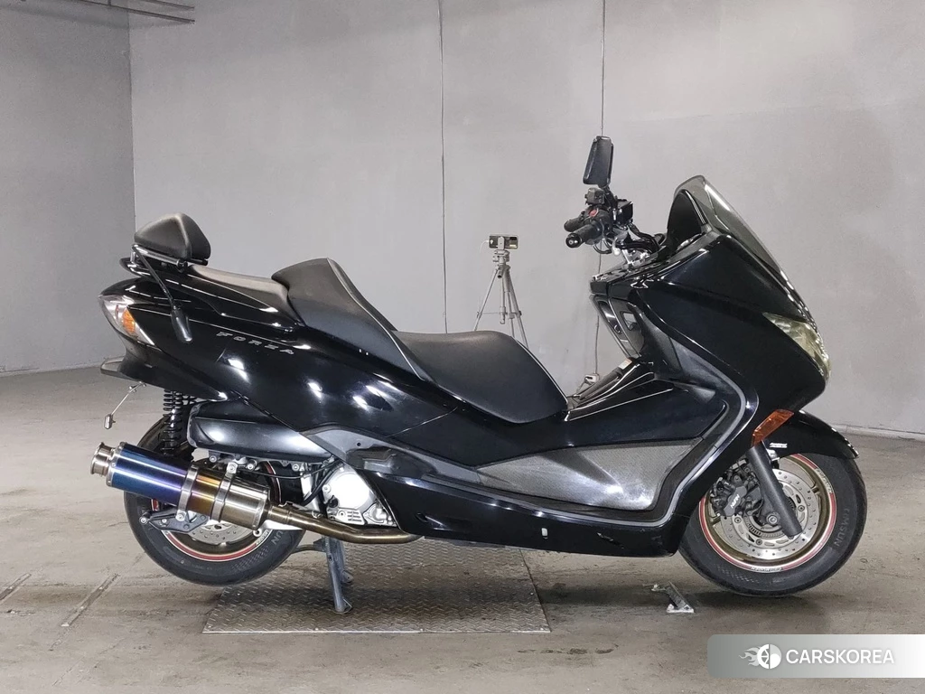 Проданный Honda FORZA Z 2010 из Японии