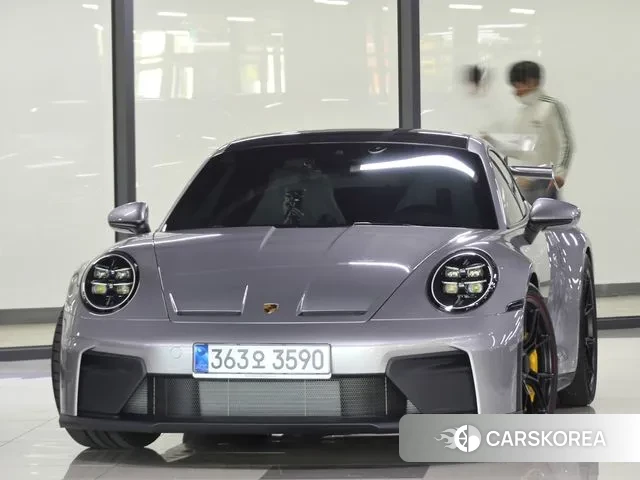 Porsche 911(992) 2025 Серебристо-серый из Кореи