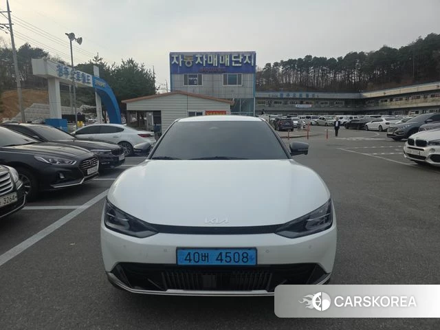 Kia EV6 2022 Белый из Кореи