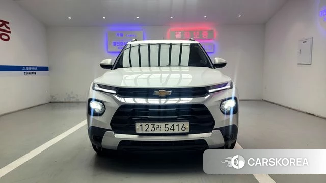 Chevrolet (GM Daewoo) Trailblazer 2020 Белый из Кореи