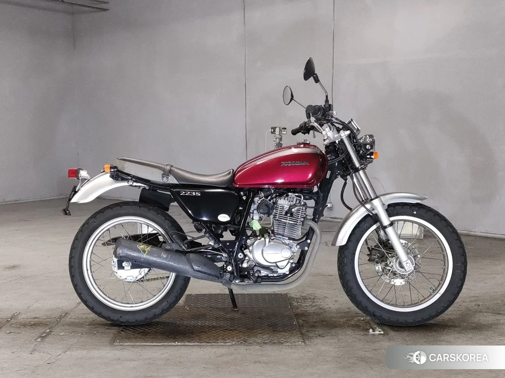Проданный Honda CB223S 2012 из Японии