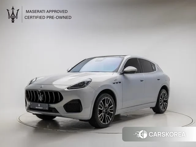 Maserati Grecale 2024 Светло-серебряный цвет из Кореи
