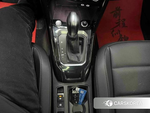 Volkswagen Exploring songs 2022 Белый из Китая