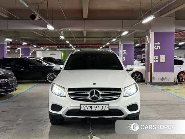 Mercedes-Benz GLC-Class X253 2019 Белый из Кореи