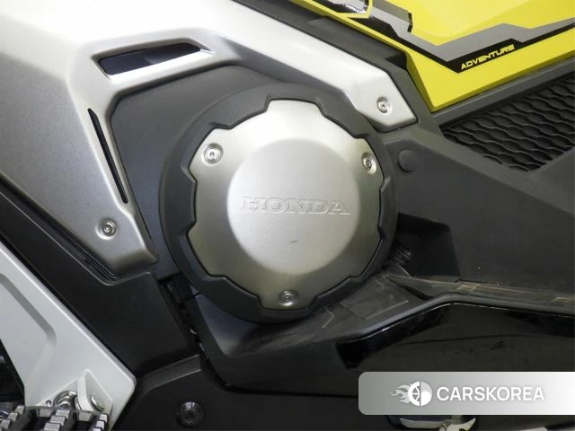 Проданный Honda X-ADV 750 id 3999433 из Японии