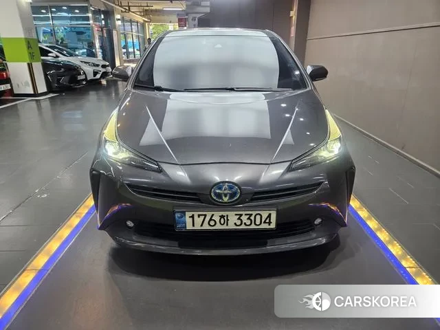 Toyota Prius 4th Generation 2021 Серый из Кореи