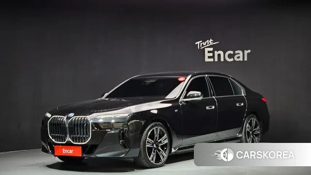 BMW i7 (G70) 2023 Черный из Кореи