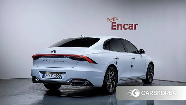 Hyundai The New Grandeur IG Hybrid 2021 Белый из Кореи