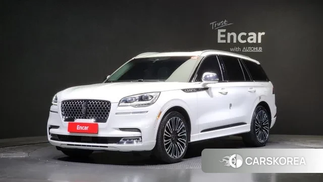 Lincoln Aviator 2nd generation 2022 Белый из Кореи