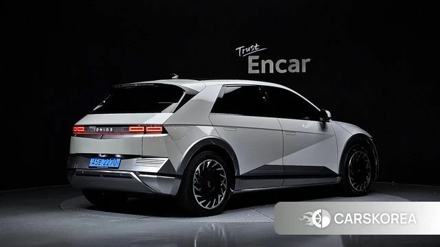 Hyundai Ionic 5 2021 Серебристо-серый из Кореи