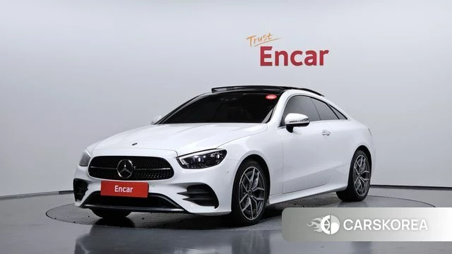 Mercedes-Benz E-Class W213 2022 Белый из Кореи