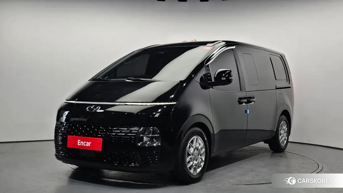 Hyundai Staria 2022 Черный из Кореи