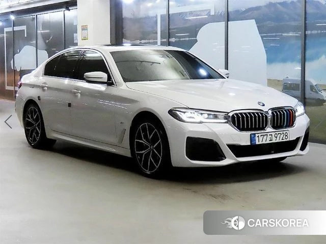 BMW 5 Series (G30) 2021 Белый из Кореи