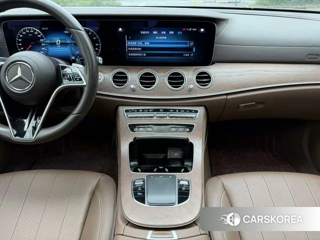 Mercedes-Benz E-class PHEV 2022 Черный из Китая