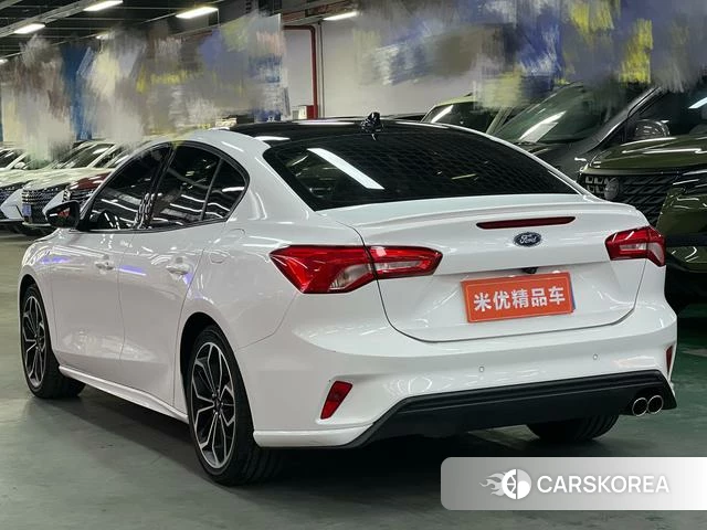 Ford Fox 2021 Белый из Китая