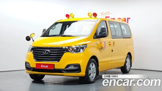 Hyundai The New Grand Starex 2018 Желтый из Кореи