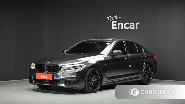 BMW 5 Series (G30) 2020 Черный из Кореи