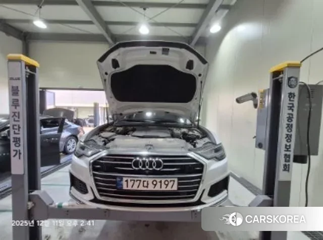 Audi A6 (C8) 2022 Белый из Кореи