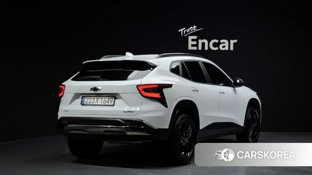 Chevrolet (GM Daewoo) Trax Crossover 2023 Белый из Кореи