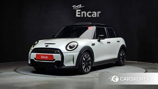 Mini Cooper S 2023 Белый из Кореи