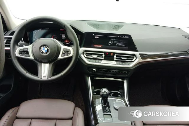 BMW 3 series 2021 Белый из Китая