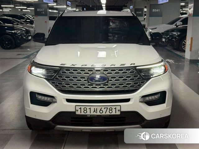 Ford Explorer 6th Generation 2019 Белый из Кореи