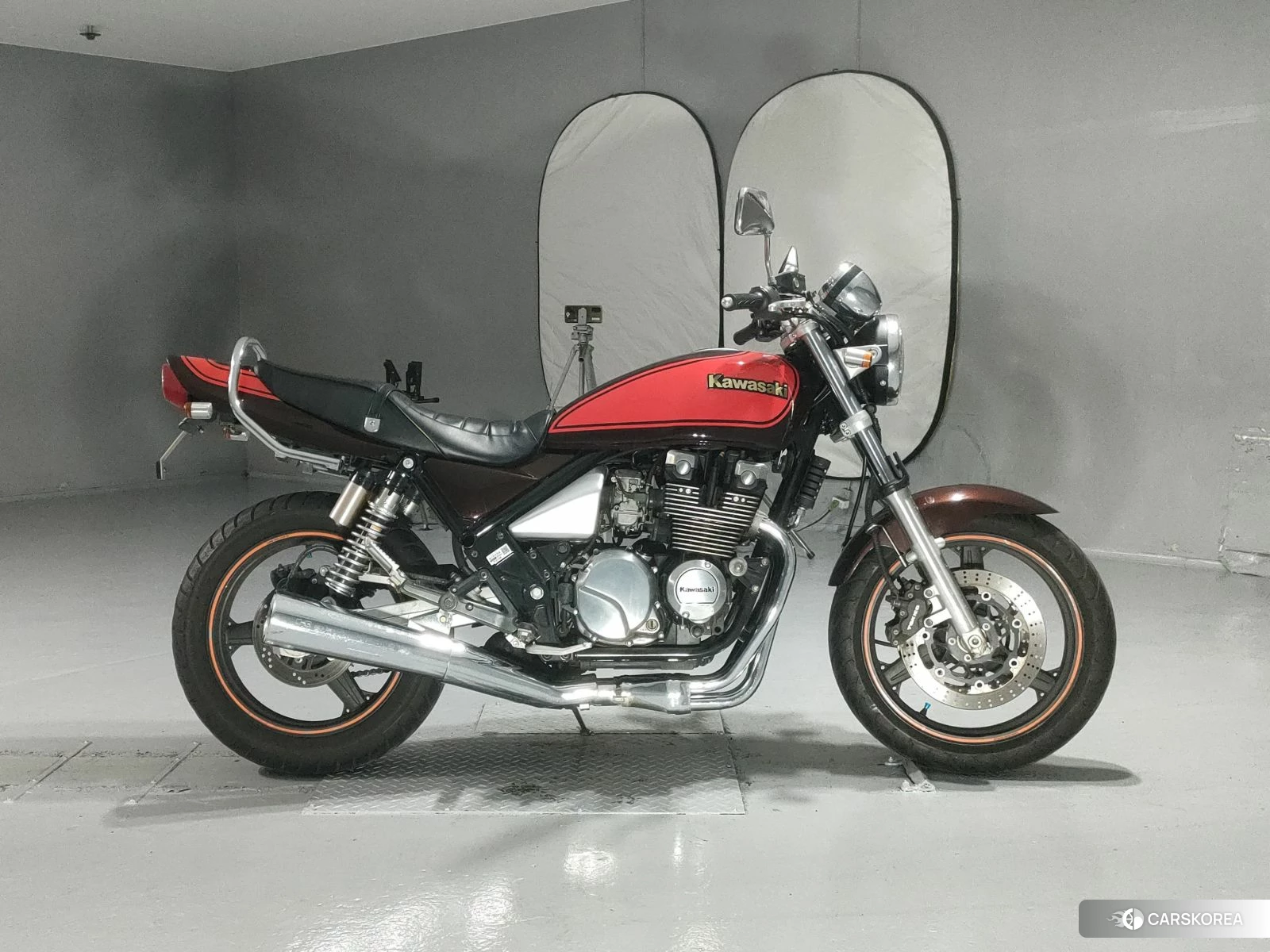 Kawasaki ZEPHYR 400 2011 из Японии