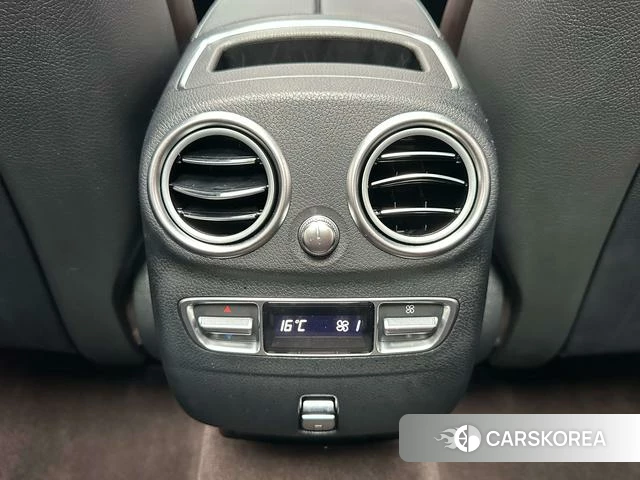 Mercedes-Benz GLC 2022 Черный из Китая