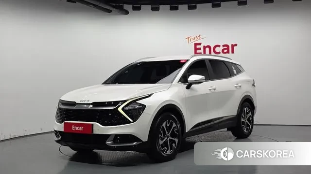 Kia Sportage 5th Generation Hybrid 2023 Белый из Кореи