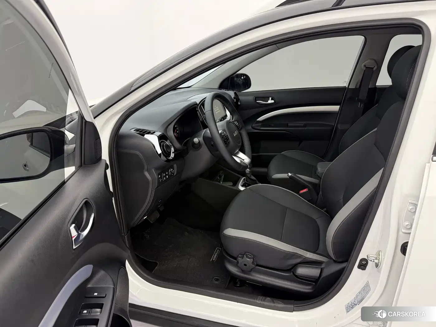 Kia KX1 2022 Белый из Китая