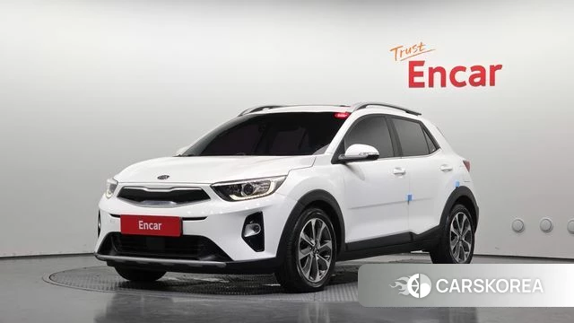 Kia Stonic 2018 Белый из Кореи