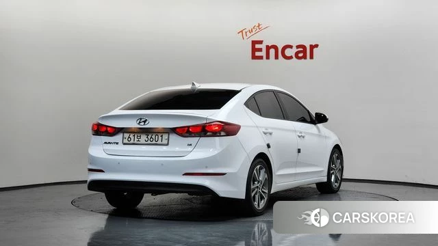 Hyundai Avante AD 2018 Белый из Кореи