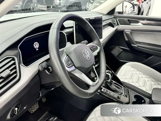 Volkswagen Tanyue 2024 Белый из Китая