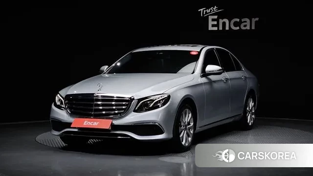 Mercedes-Benz E-Class W213 2020 Серебряный из Кореи