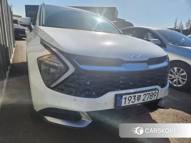 Kia Sportage 5th Generation Hybrid 2022 Белый из Кореи