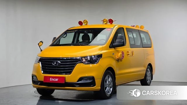 Hyundai The New Grand Starex 2021 Желтый из Кореи