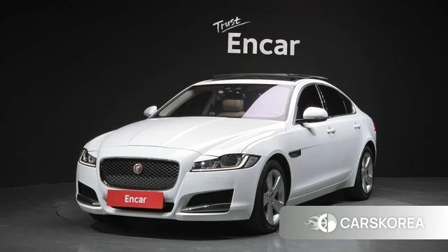 Jaguar XF (X260) 2018 Белый из Кореи