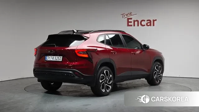 Chevrolet (GM Daewoo) Trax Crossover 2023 Красный из Кореи