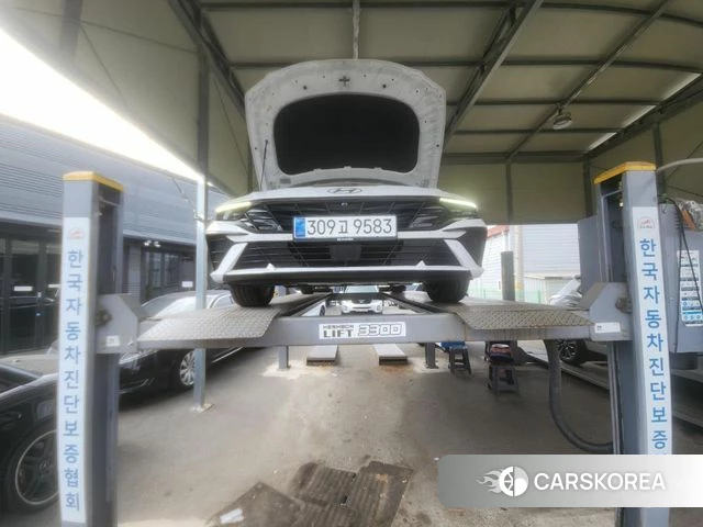 Hyundai The New Avante Hybrid (CN7) 2023 Белый из Кореи