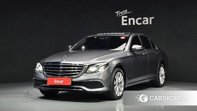 Mercedes-Benz E-Class W213 2020 Серый из Кореи
