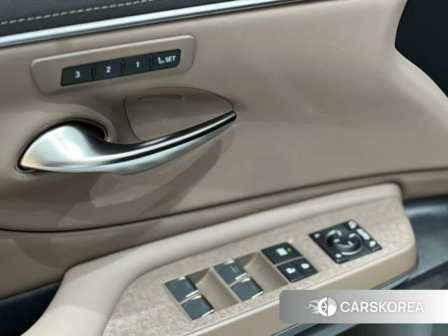 Lexus ES 2026 Белый из Китая