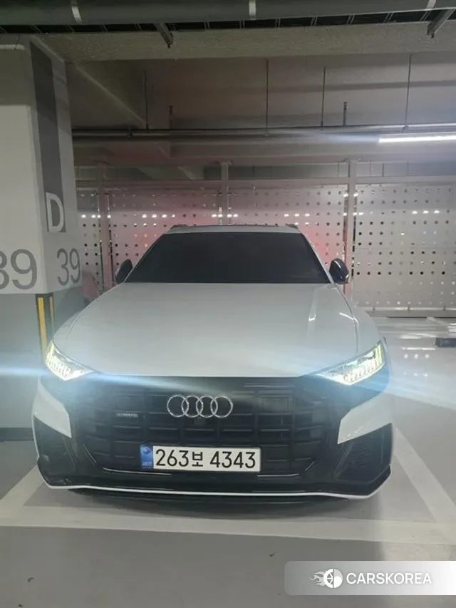 Audi Q8 (4M) 2021 Белый из Кореи