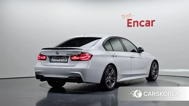 BMW 3 Series (F30) 2018 Белый из Кореи