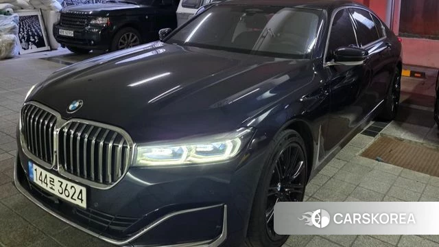 BMW 7 Series (G11) 2019 Синий из Кореи