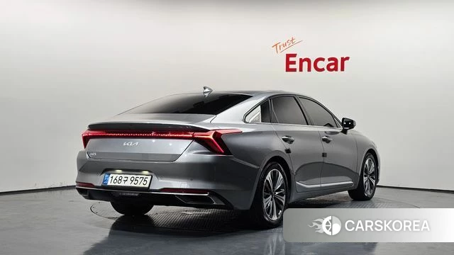 Kia K8 2021 Серебристо-серый из Кореи