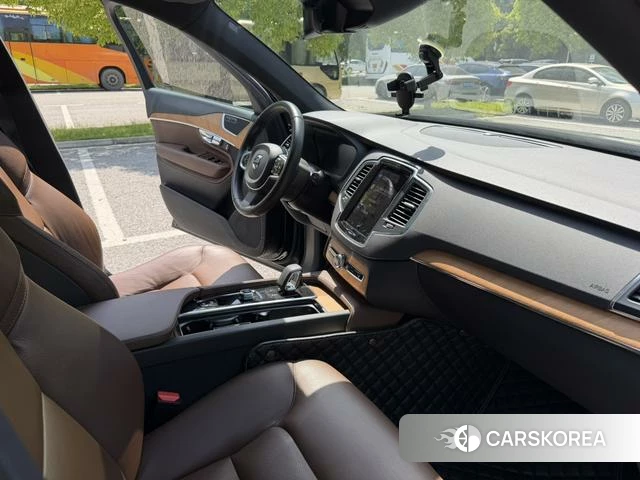 Volvo XC90 2022 Черный из Китая