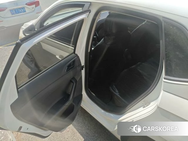 Volkswagen Polo 2022 Белый из Китая