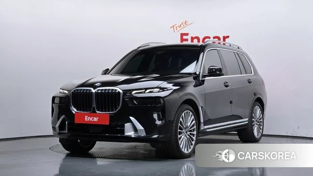 BMW X7 (G07) 2025 Черный из Кореи